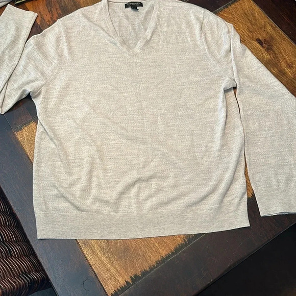 Banana Republic merino wool lightweight sweater. Size XL. EUC - Picture 1 of 7